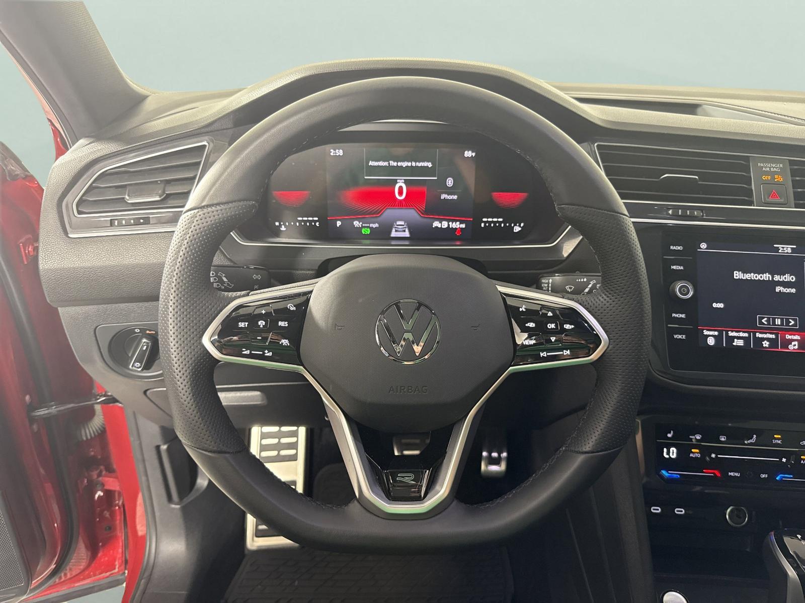 2024 Volkswagen Tiguan Vehicle Photo in Georgetown, TX 78626