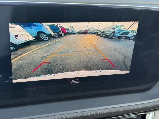 2025 Buick Envista Vehicle Photo in COLUMBIA, MO 65203-3903