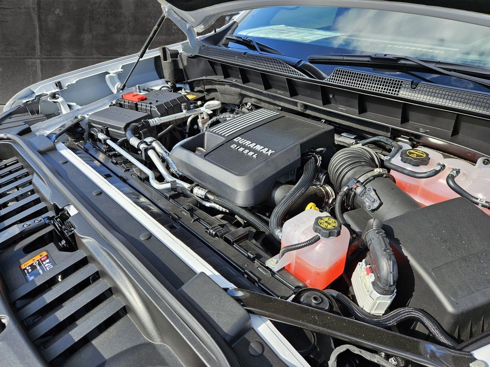 2025 Chevrolet Silverado 1500 Vehicle Photo in NORTH RICHLAND HILLS, TX 76180-7199