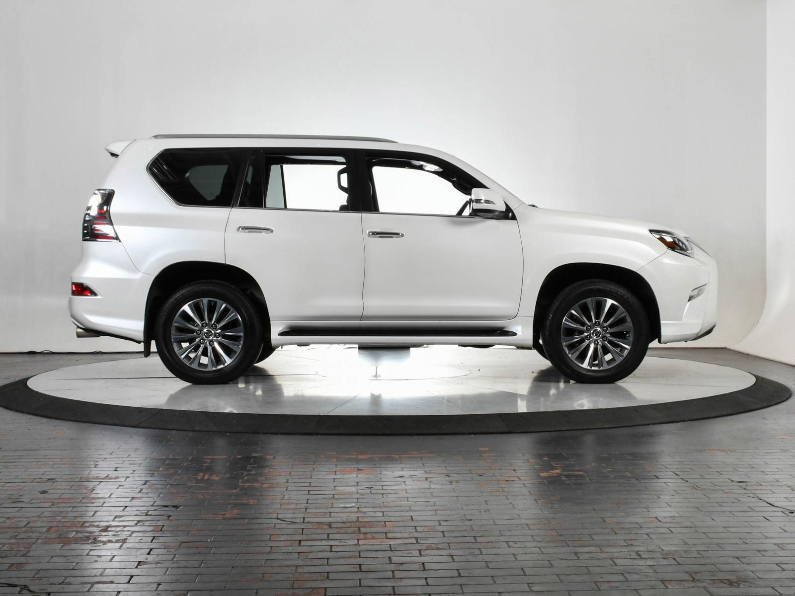 2022 Lexus GX 460 Vehicle Photo in DALLAS, TX 75235