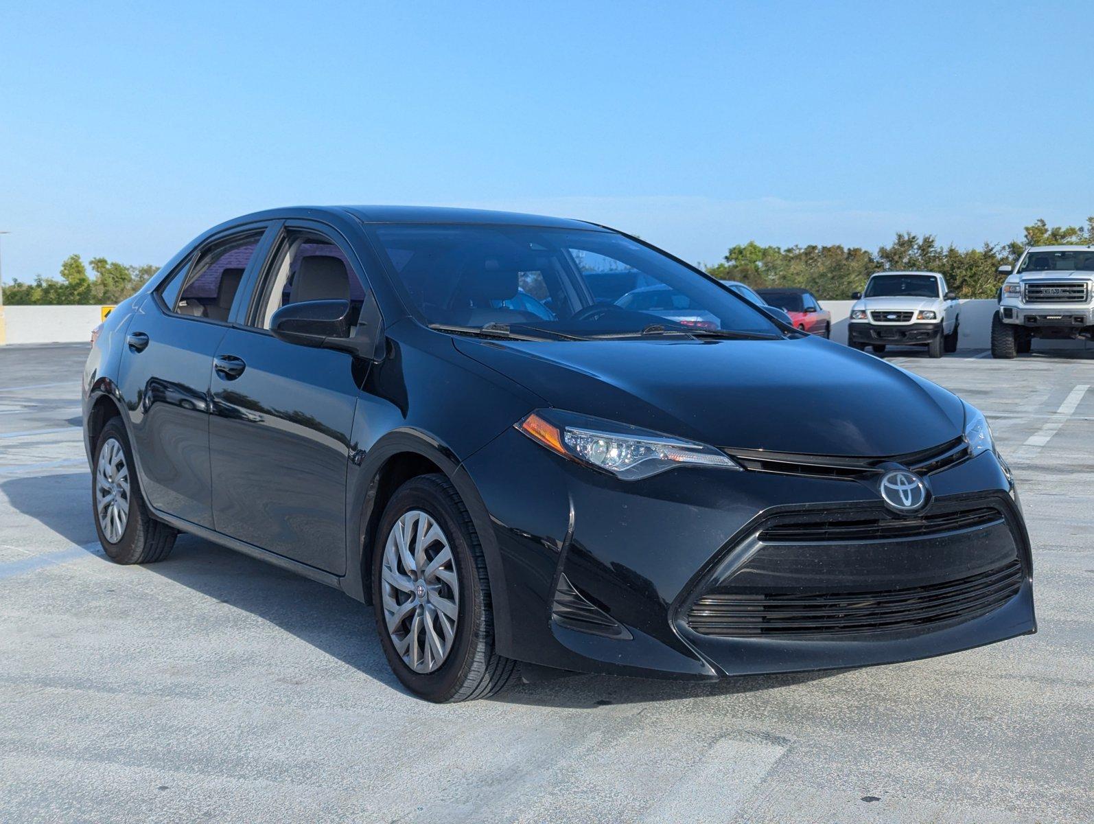 2019 Toyota Corolla Vehicle Photo in Ft. Myers, FL 33907