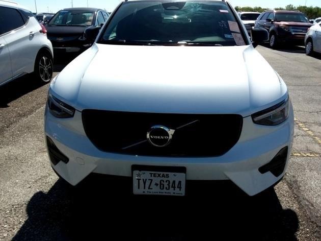 2024 Volvo XC40 Vehicle Photo in Houston, TX 77007