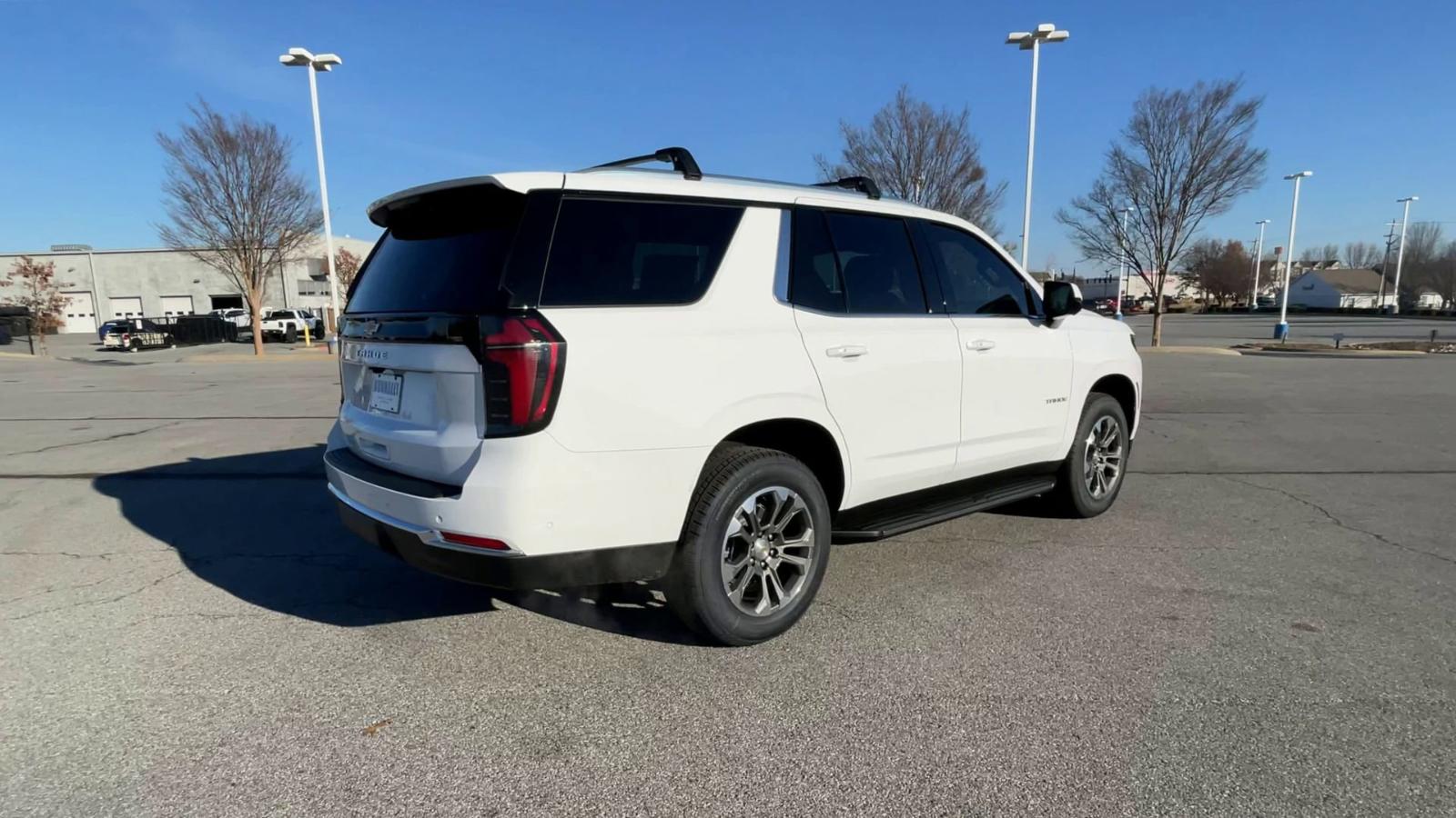 2025 Chevrolet Tahoe Vehicle Photo in BENTONVILLE, AR 72712-4322