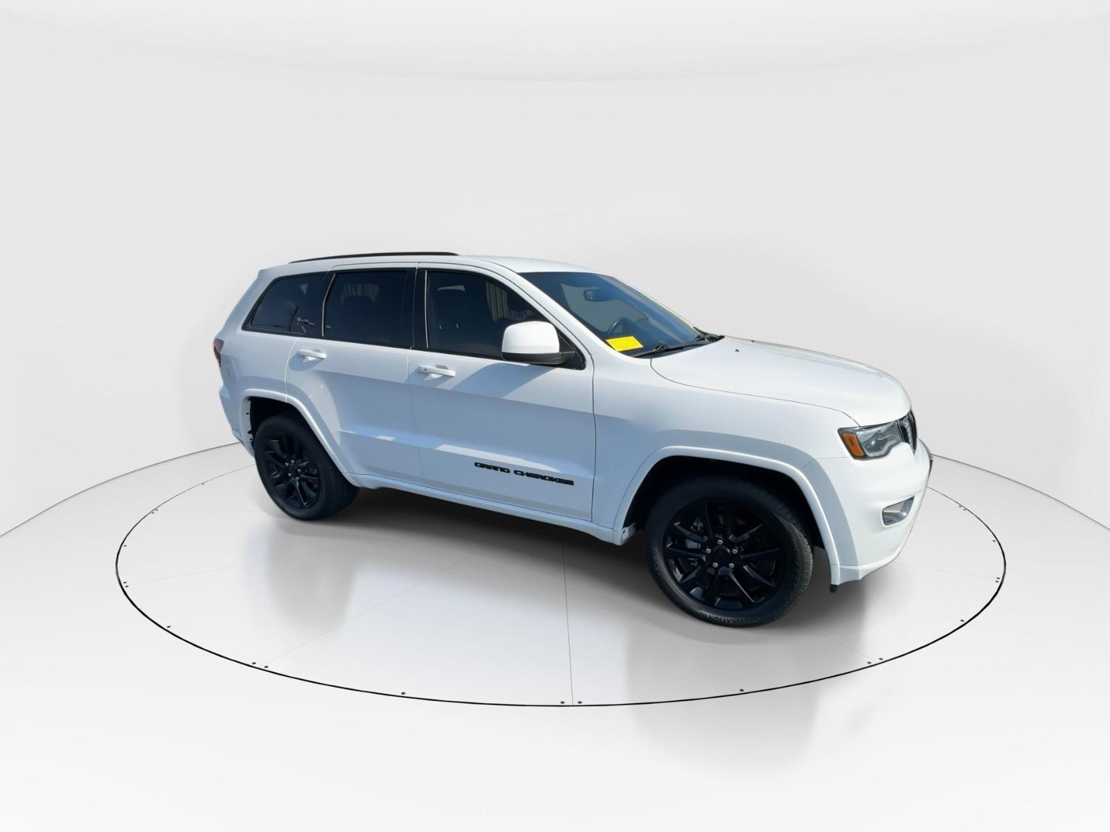 Used 2020 Jeep Grand Cherokee Altitude with VIN 1C4RJEAG7LC246530 for sale in Manor, TX