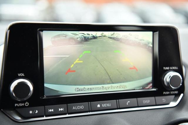2025 Nissan Sentra Vehicle Photo in Ballwin, MO 63011