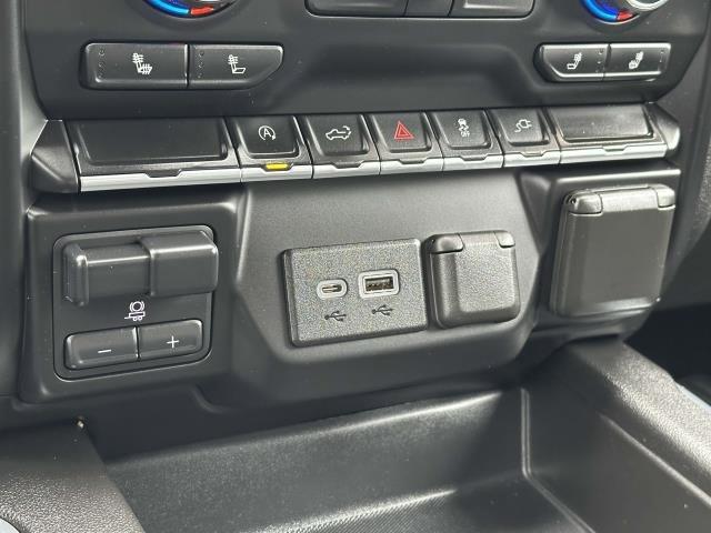 2019 Chevrolet Silverado 1500 Vehicle Photo in SAINT JAMES, NY 11780-3219