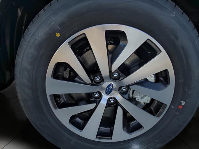 2025 Subaru Outback Vehicle Photo in Green Bay, WI 54304