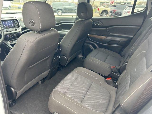 2023 GMC Acadia Vehicle Photo in MEDINA, OH 44256-9631