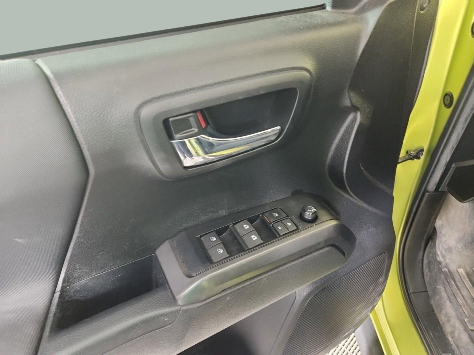 2023 Toyota Tacoma 4WD Vehicle Photo in GEORGETOWN, TX 78626-7508