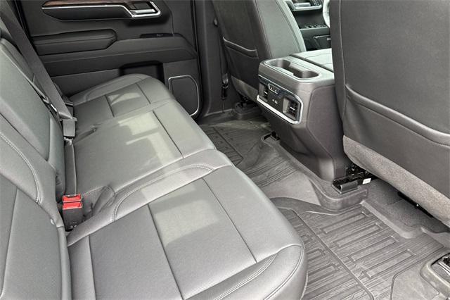 2023 GMC Sierra 1500 Vehicle Photo in ELK GROVE, CA 95757-8703