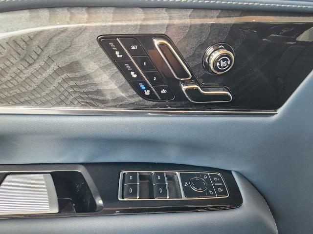 2025 Cadillac Escalade IQ Vehicle Photo in HOUSTON, TX 77079