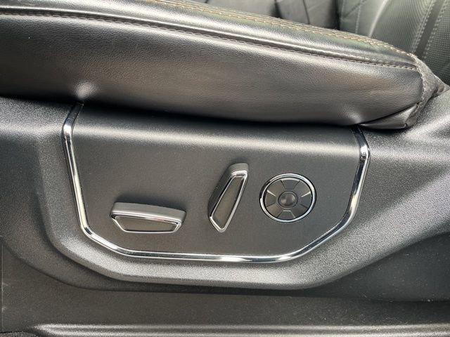 2020 Ford Expedition Max Vehicle Photo in MEDINA, OH 44256-9631