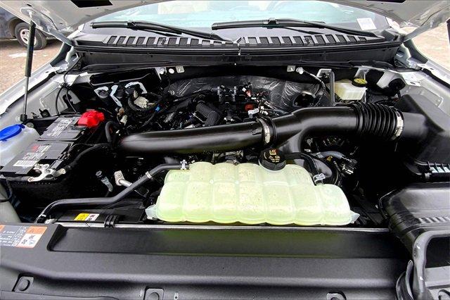 2024 Ford Expedition Vehicle Photo in TOPEKA, KS 66609-0000