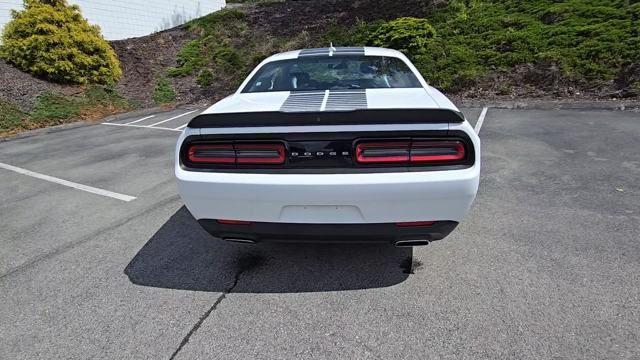 2016 Dodge Challenger Vehicle Photo in Pleasant Hills, PA 15236
