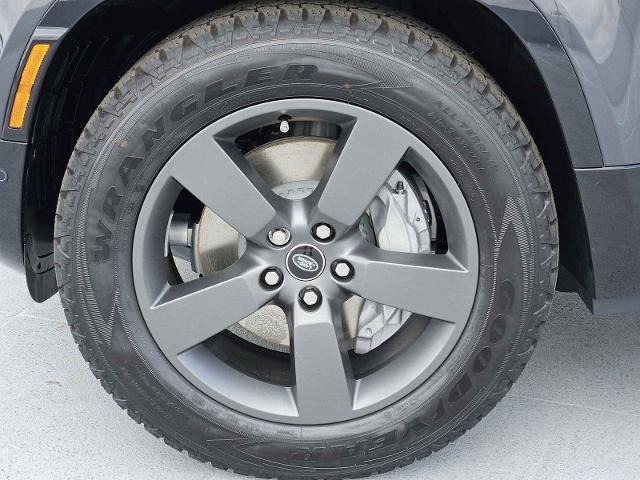2025 Defender Vehicle Photo in AUSTIN, TX 78717