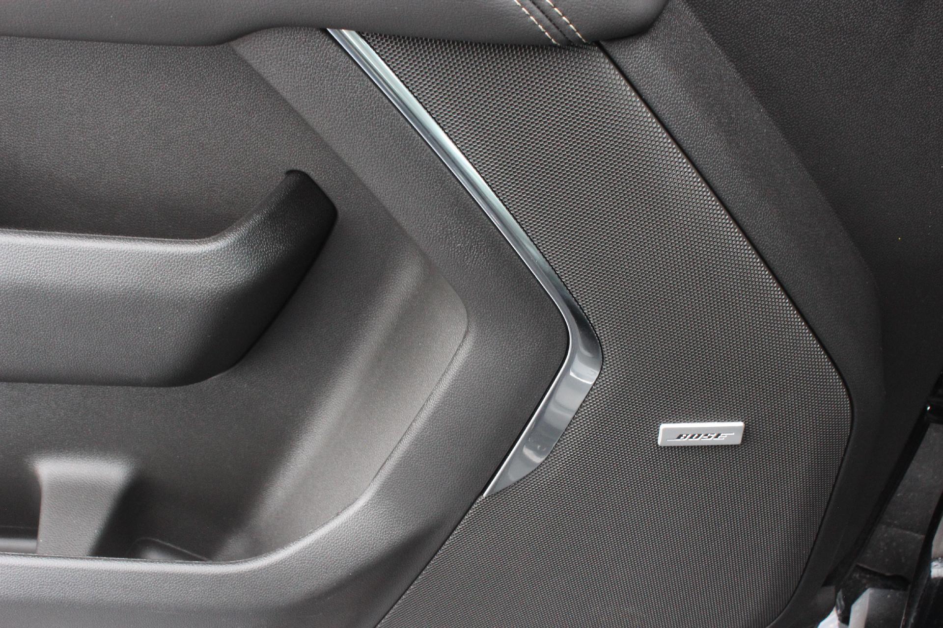 2025 GMC Yukon Vehicle Photo in AURORA, CO 80012-4011