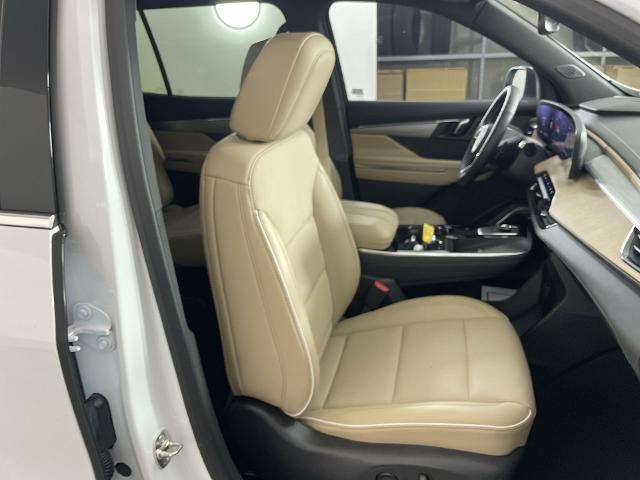 2025 Buick Enclave Vehicle Photo in GILBERT, AZ 85297-0402