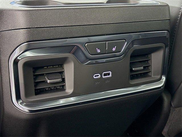 2025 GMC Sierra 3500 HD Vehicle Photo in PUYALLUP, WA 98371-4149