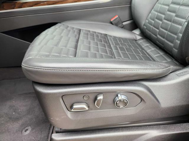 2025 Cadillac Escalade ESV Vehicle Photo in DENTON, TX 76210-9321