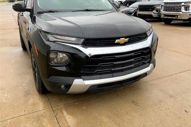 2021 Chevrolet Trailblazer Vehicle Photo in TOPEKA, KS 66609-0000