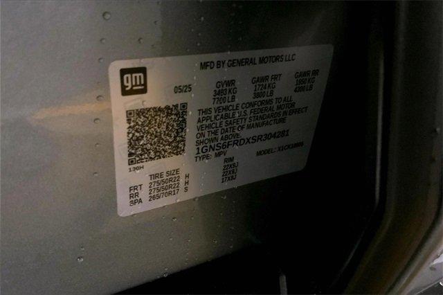 2025 Chevrolet Suburban Vehicle Photo in KANSAS CITY, MO 64114-4502