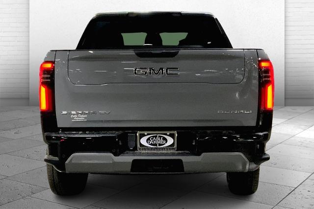 2025 GMC Sierra EV Vehicle Photo in KANSAS CITY, MO 64114-4545