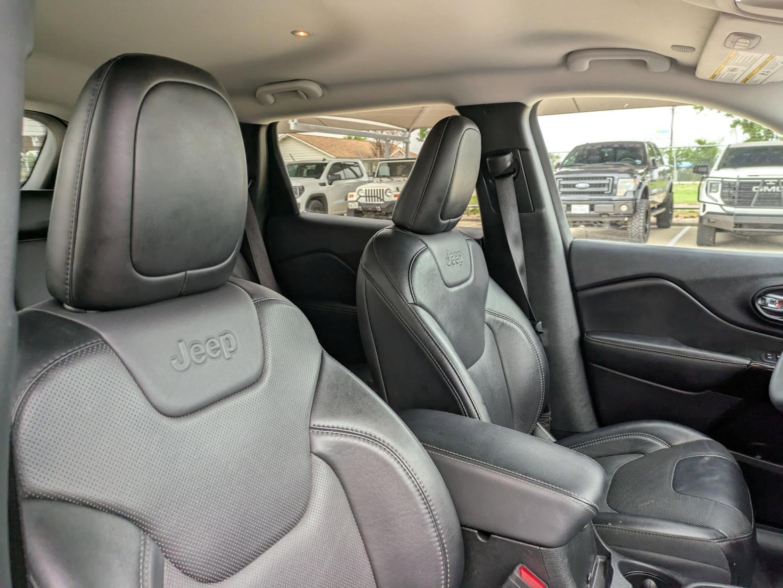 2023 Jeep Cherokee Vehicle Photo in SELMA, TX 78154-1460