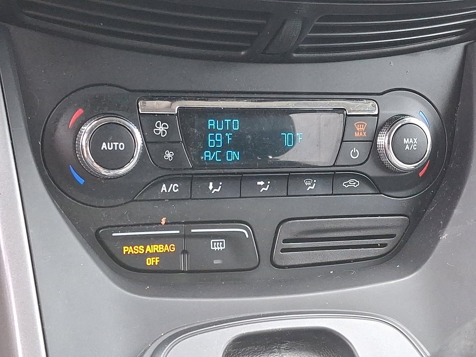 2015 Ford Escape Vehicle Photo in Easton, PA 18045