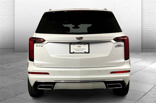 2024 Cadillac XT6 Vehicle Photo in KANSAS CITY, MO 64114-4545