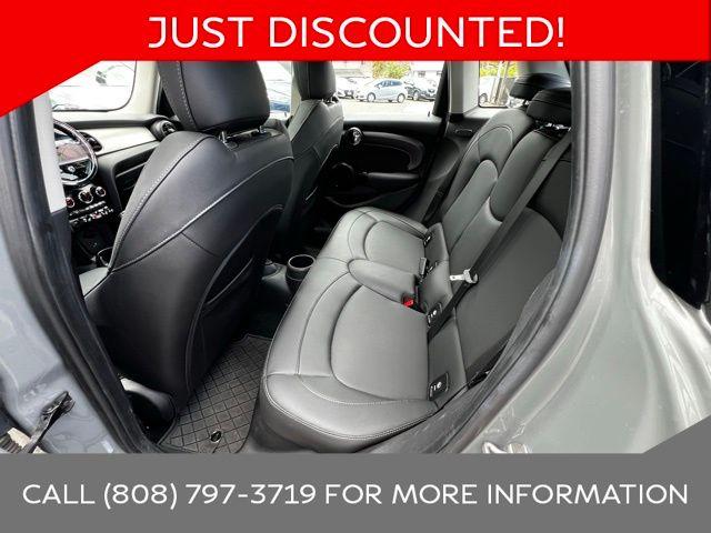 2022 MINI Cooper S Hardtop 4 Door Vehicle Photo in Kaneohe, HI 96744