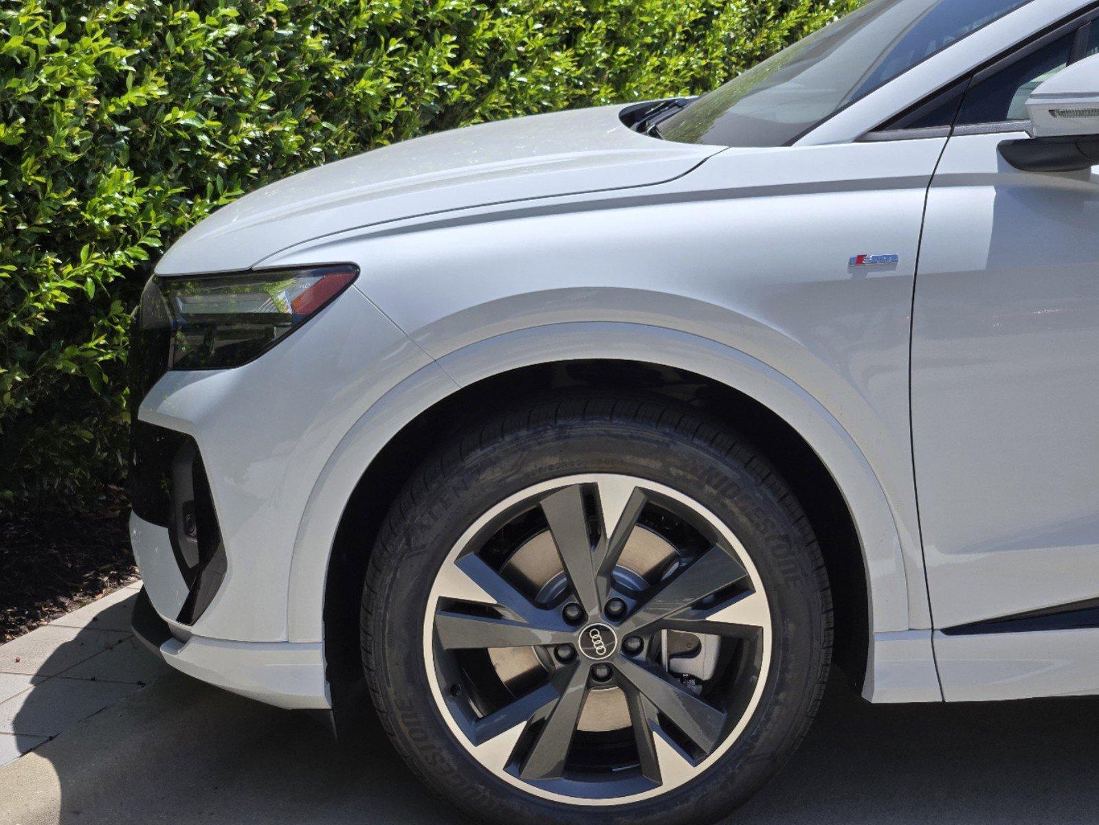 2024 Audi Q4 e-tron Vehicle Photo in MCKINNEY, TX 75070