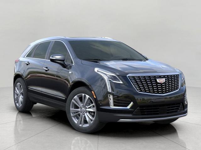 2025 Cadillac XT5 Vehicle Photo in NEENAH, WI 54956-2243