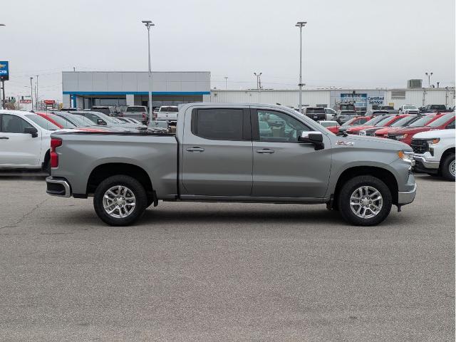 Used 2023 Chevrolet Silverado 1500 LT with VIN 1GCUDDED4PZ323241 for sale in Sedalia, MO