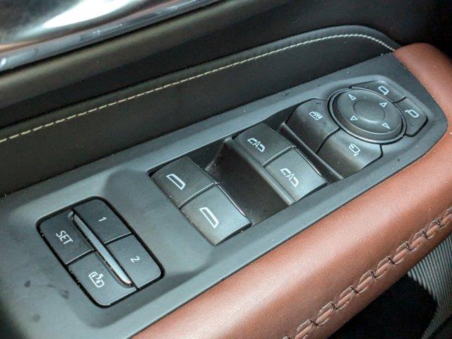 2023 GMC Yukon Vehicle Photo in BRUNSWICK, GA 31525-1881