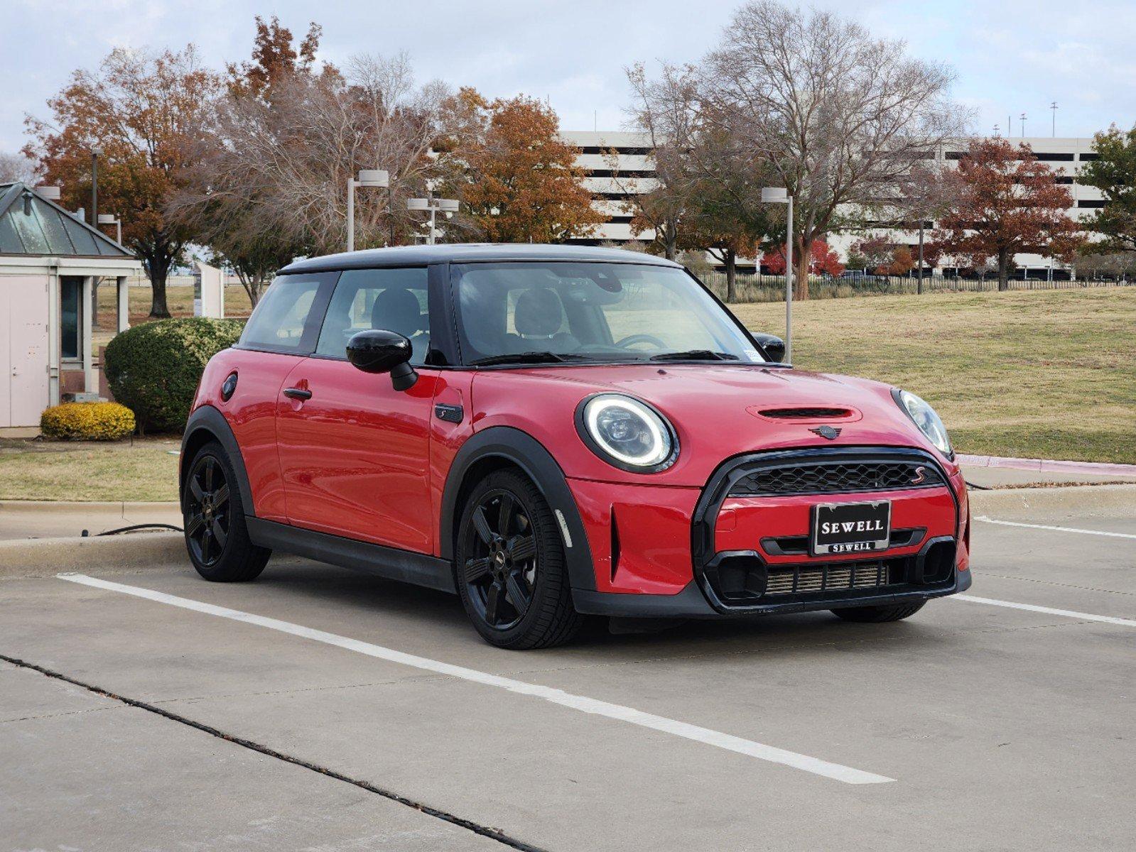 2022 MINI Cooper S Hardtop 2 Door Vehicle Photo in PLANO, TX 75024