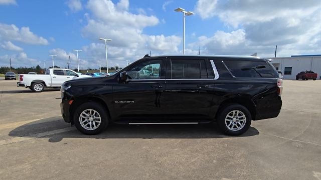 2022 Chevrolet Suburban Vehicle Photo in CROSBY, TX 77532-9157