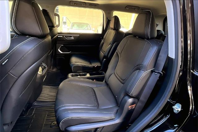 2025 INFINITI QX80 Vehicle Photo in Grapevine, TX 76051