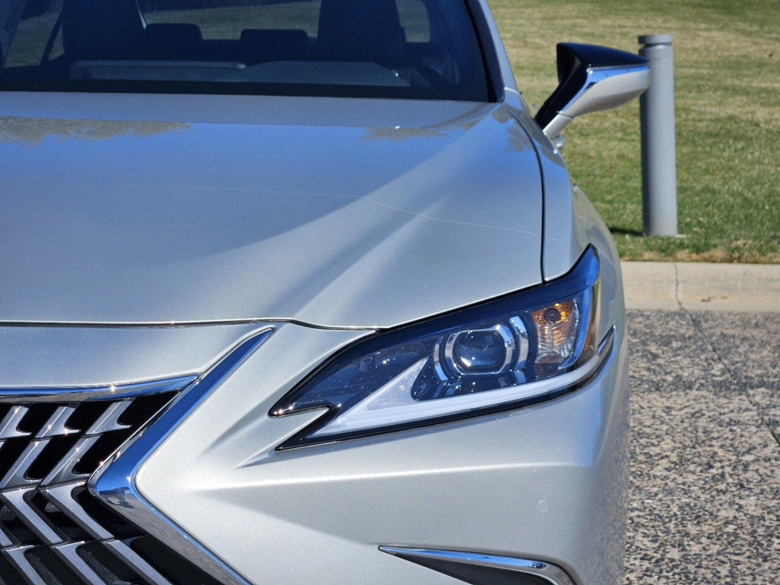 2023 Lexus ES 350 Vehicle Photo in FORT WORTH, TX 76132