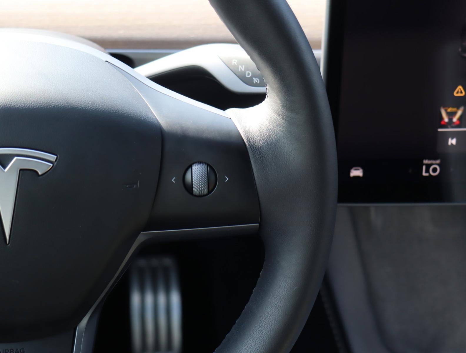 2023 Tesla Model Y Vehicle Photo in LOS ANGELES, CA 90007-3794