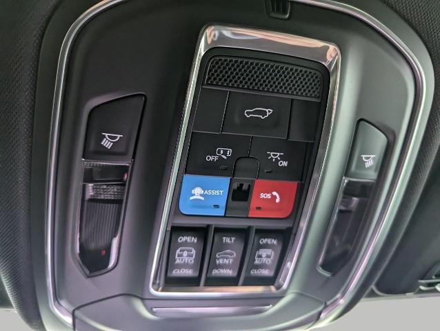 2025 Jeep Grand Cherokee L Vehicle Photo in Oshkosh, WI 54901