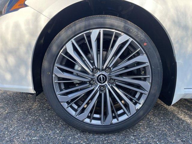 2025 Nissan Altima Vehicle Photo in Flemington, NJ 08822