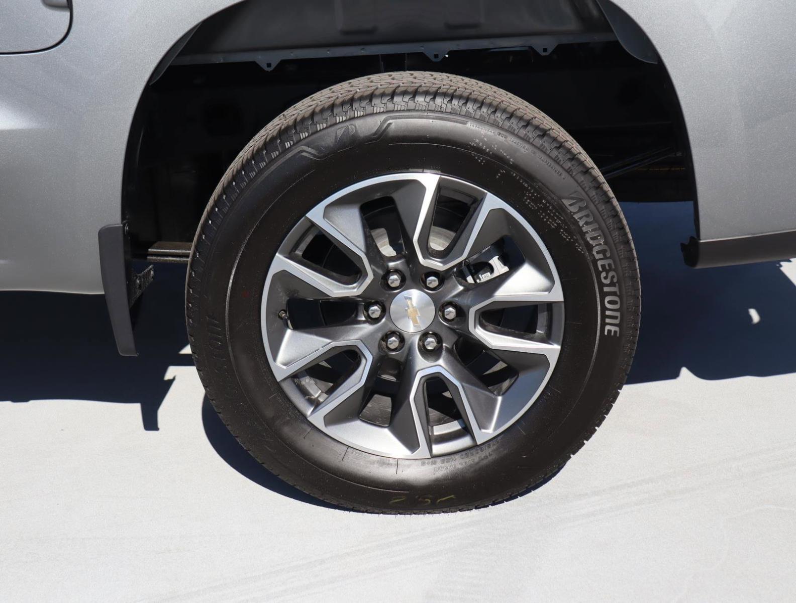 2025 Chevrolet Silverado 1500 Vehicle Photo in LOS ANGELES, CA 90007-3794