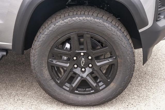 2025 Chevrolet Colorado Vehicle Photo in VENTURA, CA 93003-8585
