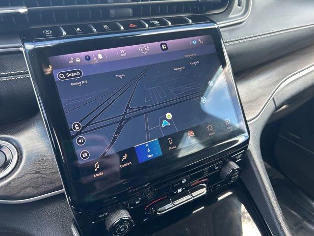 2021 Jeep Grand Cherokee L Vehicle Photo in MEDINA, OH 44256-9631