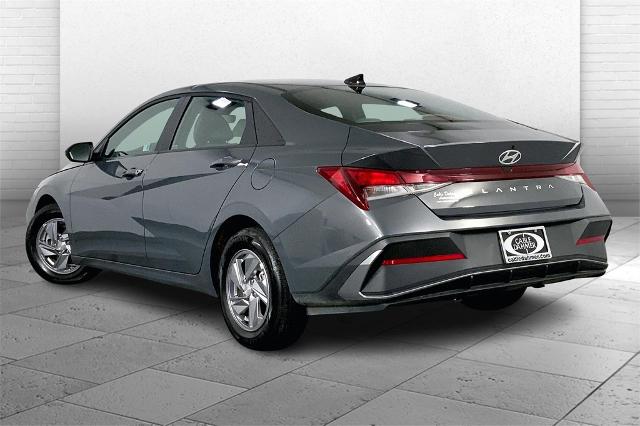 2024 Hyundai ELANTRA Vehicle Photo in Lees Summit, MO 64086