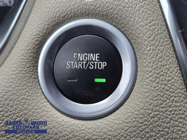 2023 Chevrolet Traverse Vehicle Photo in DENTON, TX 76210-9321