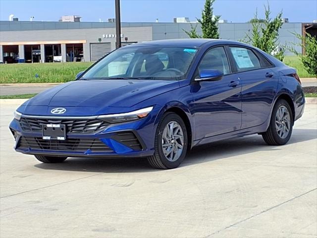 2025 Hyundai ELANTRA Hybrid Vehicle Photo in Peoria, IL 61615