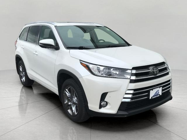 2018 Toyota Highlander Vehicle Photo in GREEN BAY, WI 54303-3330