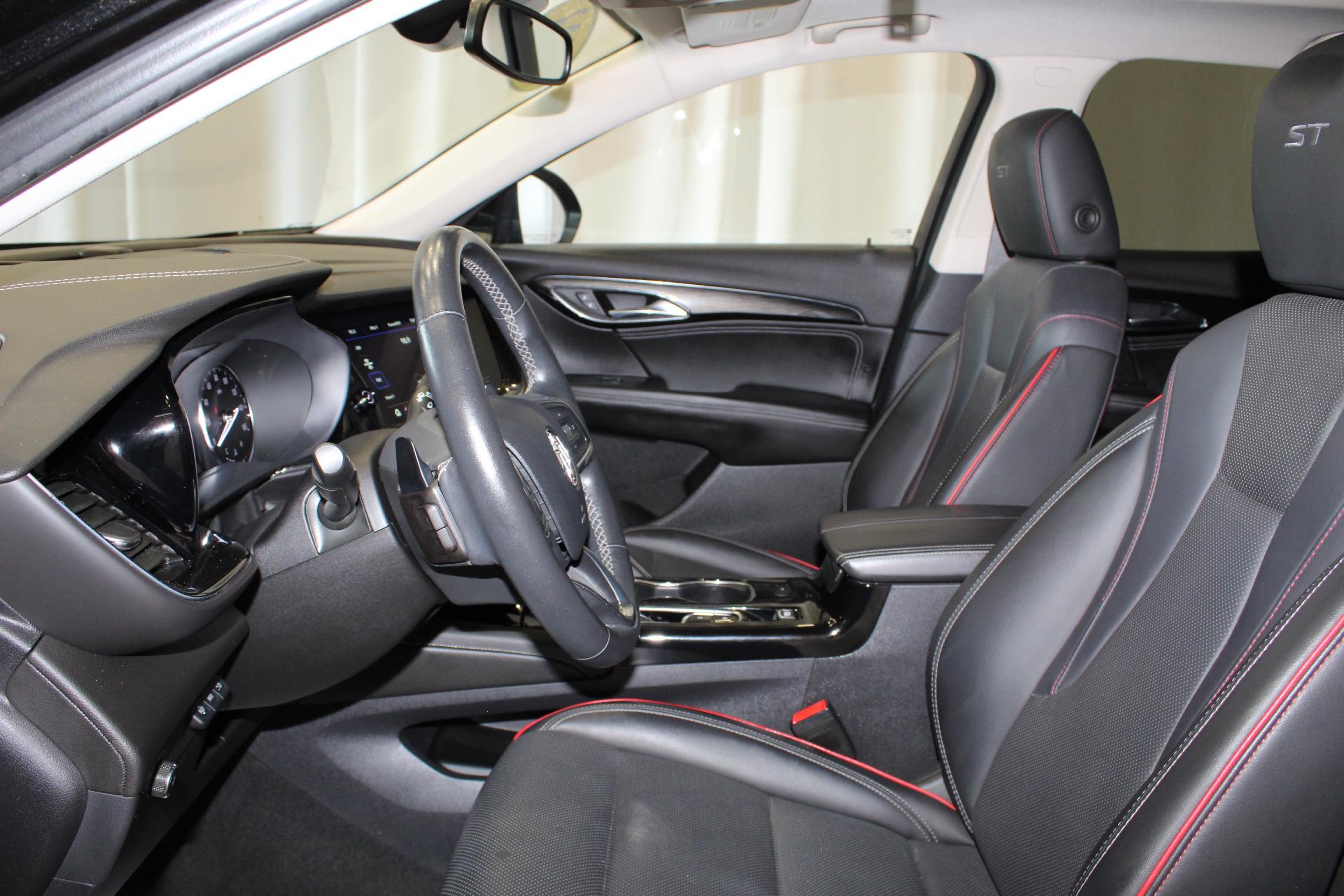 2023 Buick Envision Vehicle Photo in NORTHAMPTON, MA 01060-1120