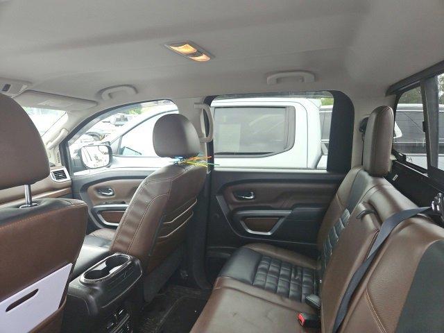 2017 Nissan Titan Vehicle Photo in PUYALLUP, WA 98371-4149